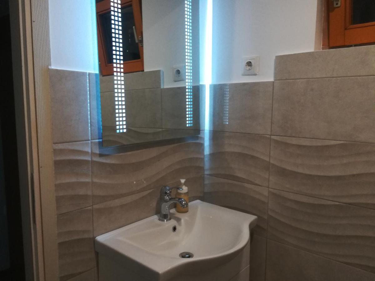 Izvor Daire Uyluk Dış mekan fotoğraf