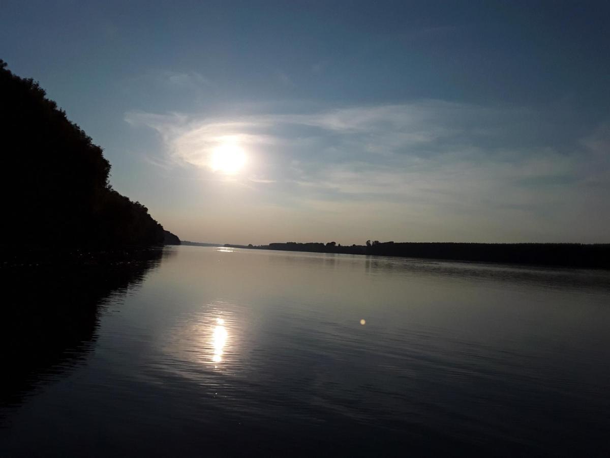 Izvor Daire Uyluk Dış mekan fotoğraf